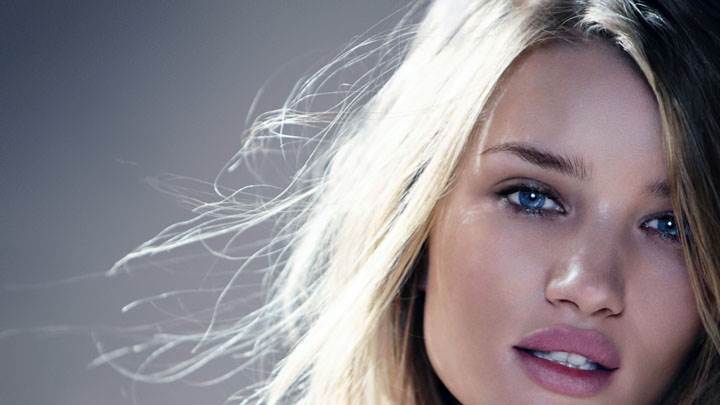 Rosie Huntington-Whiteley Blue Eyes And Pink Lips Face Closeup